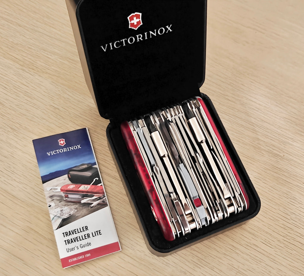 Victorinox Swiss Army Knife Swisschamp XAVT NIB
