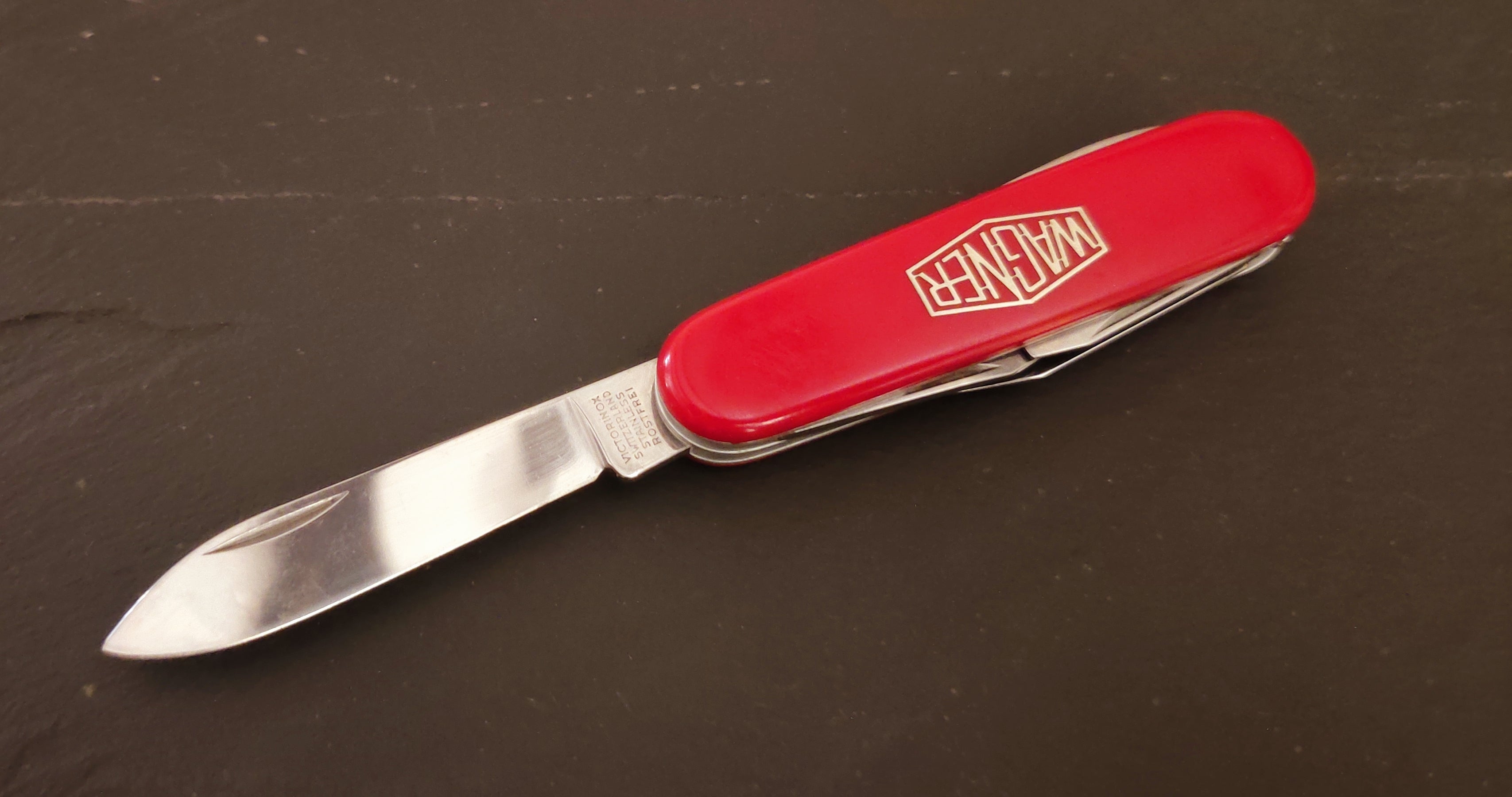 Victorinox Swiss Army Tourist Victoria WAGNER Incrustação de metal 1971-1973