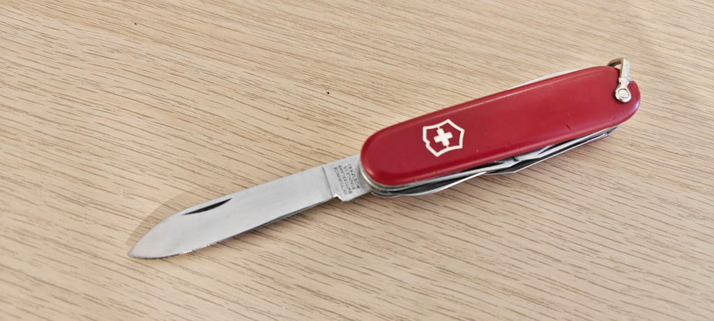Victorinox Swiss Army Knife Climber Small 84mm Victoria 1961-1968 Bail