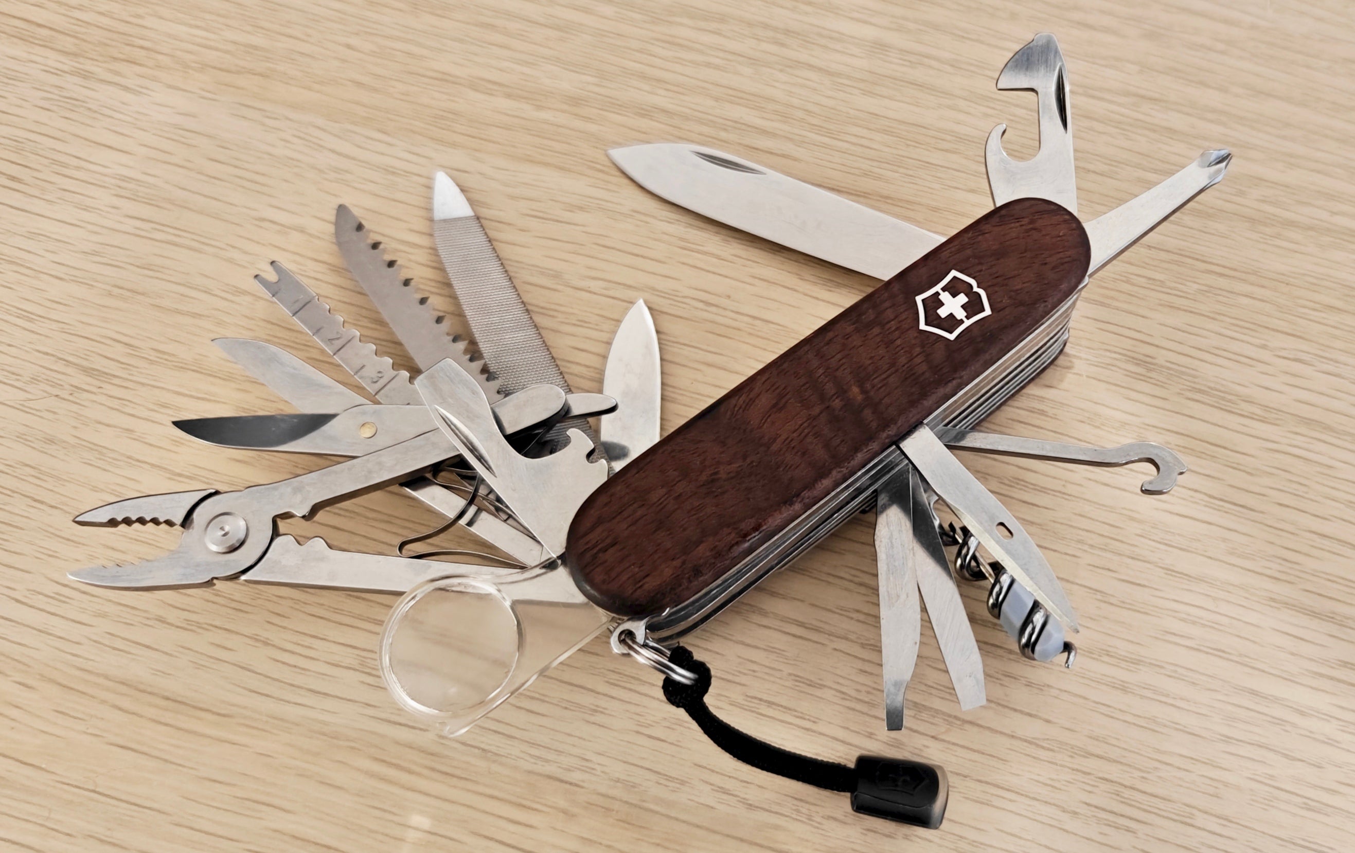 Victorinox Swiss Army Knife Swisschamp Walnut Wood