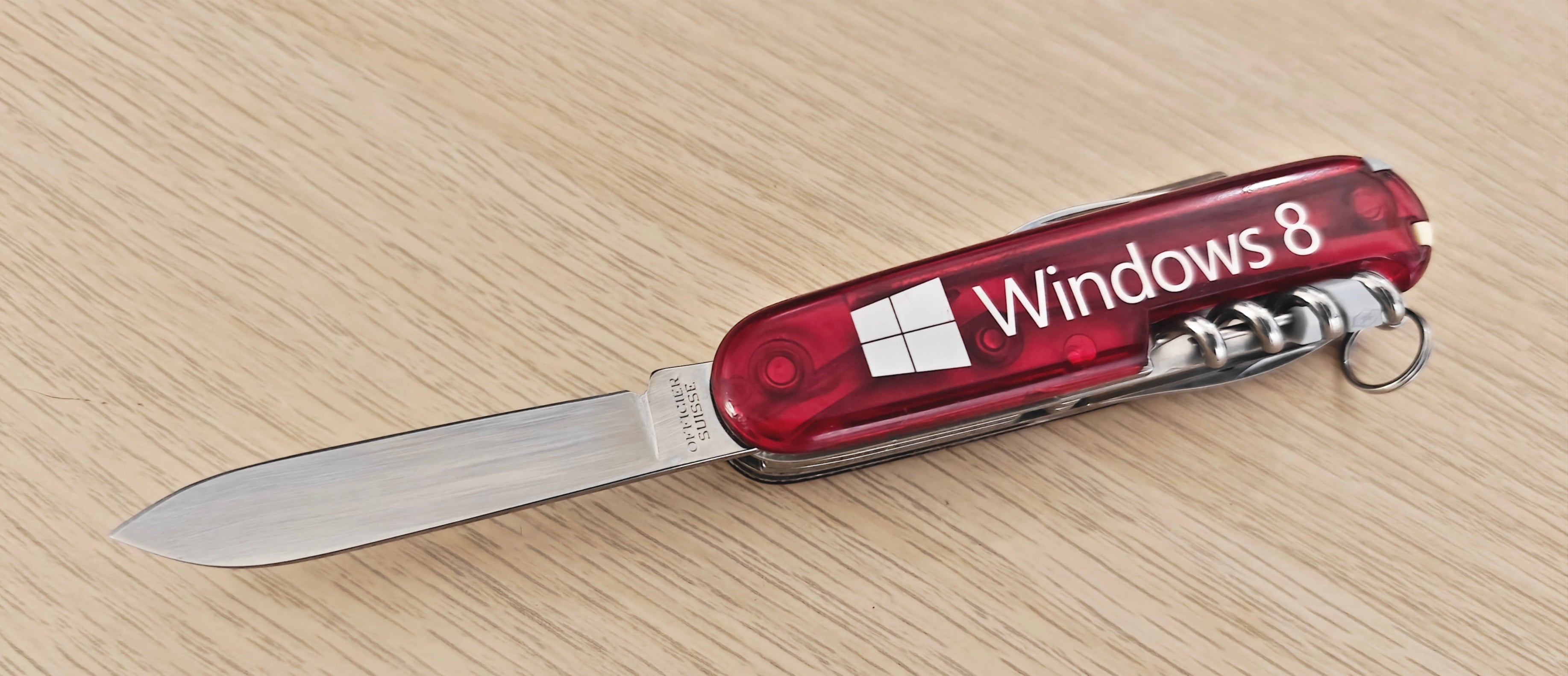 Victorinox Swiss Army Cybertool S Ruby Windows 8