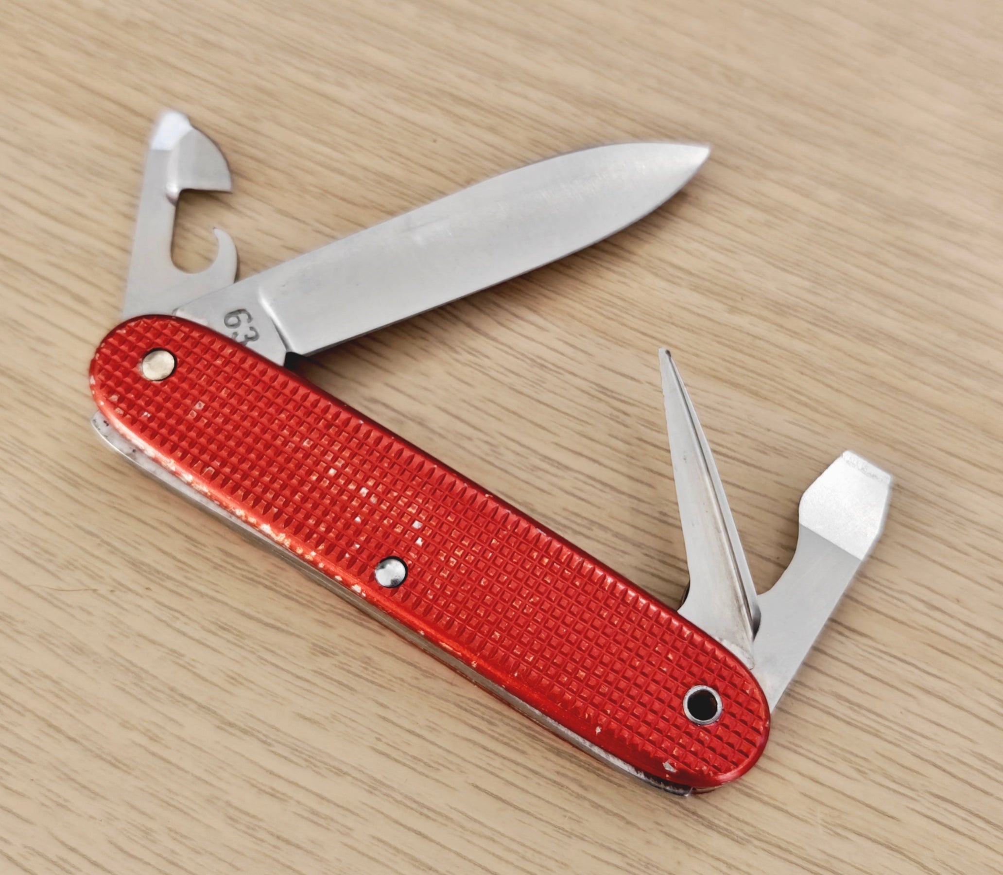 Victorinox Swiss Army Knife Soldier 1963 Elsener Victoria Red