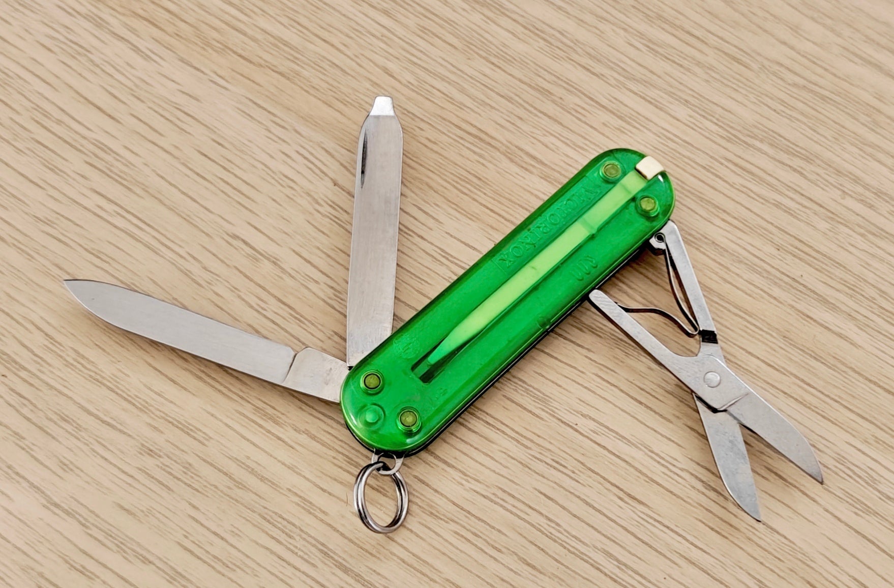 Victorinox Swiss Army Knife Classic SD Green Tea