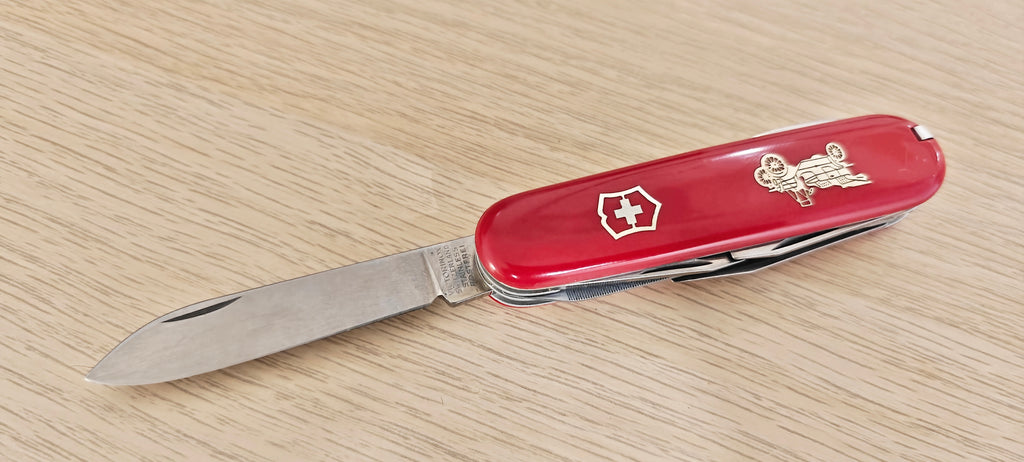 Couteau suisse Victorinox automobile Ford T Victoria 1973 rare