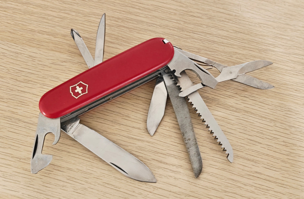 Victorinox Swiss Army Knife Master Craftsman 136maU Victoria 1971-1973