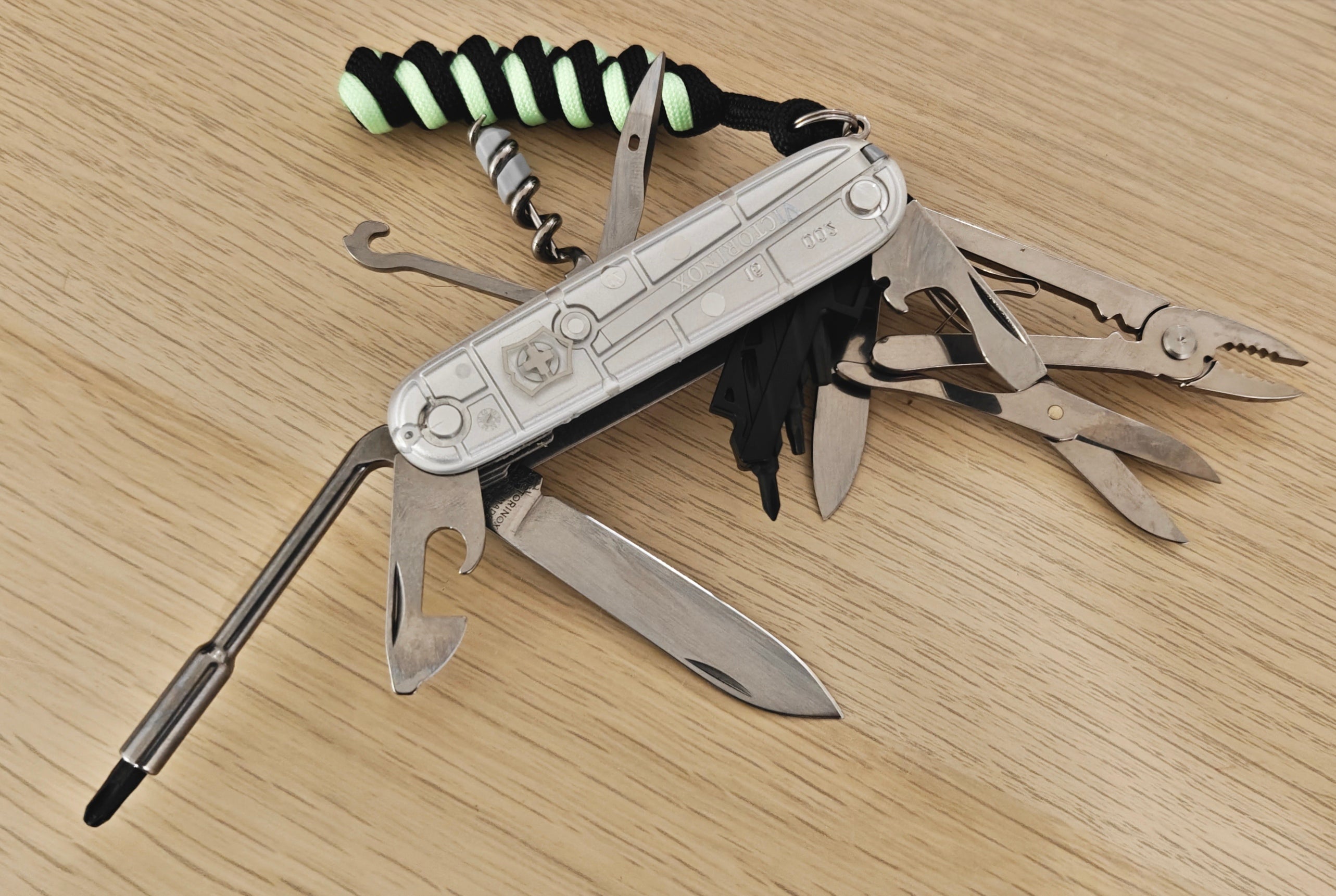 Victorinox Swiss Army Knife Cybertool M Silvertech