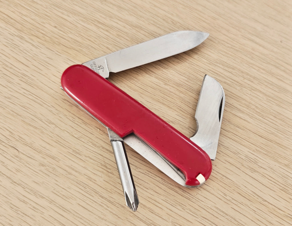 Navaja suiza Victorinox Electrician RadioShack 84mm
