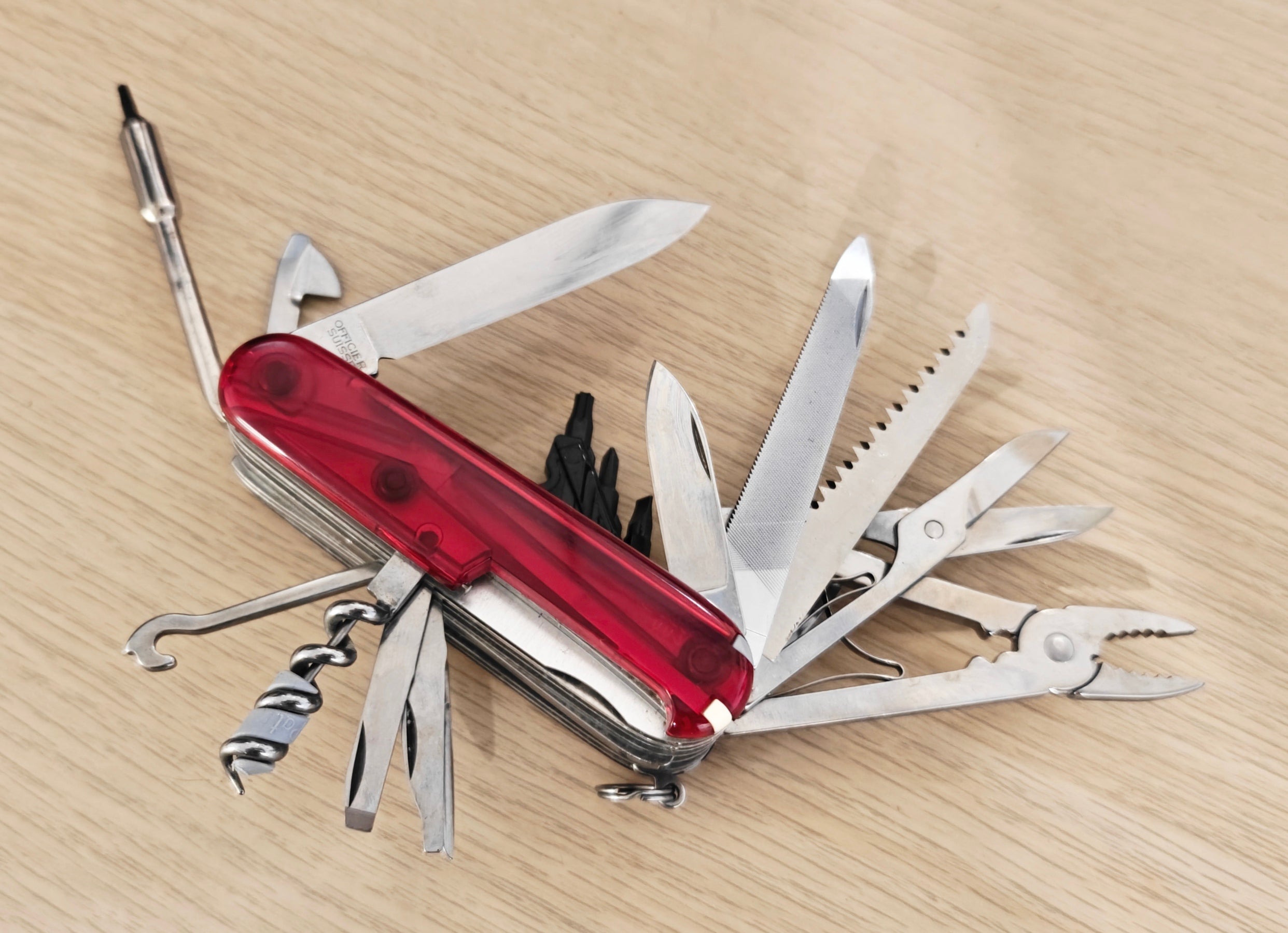 Victorinox Swiss Army Cybertool L