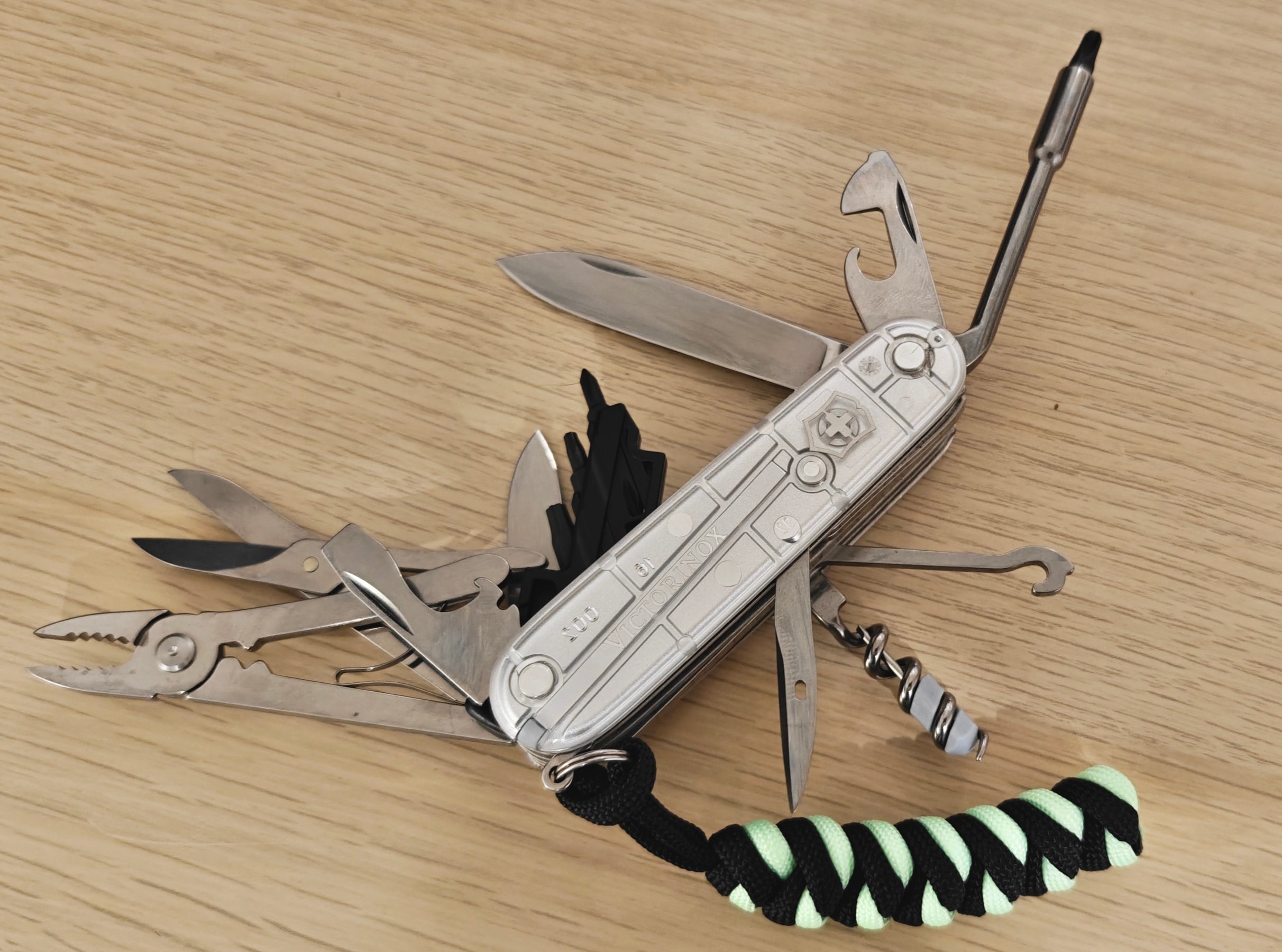 Victorinox Swiss Army Knife Cybertool M Silvertech