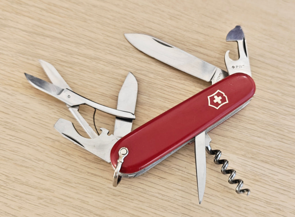 Victorinox Swiss Army Climber 235U Hoffritz Victoria 1961-68 Bail