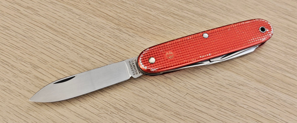 Victorinox Swiss Army Knife Soldier 1962 Elsener Victoria Red