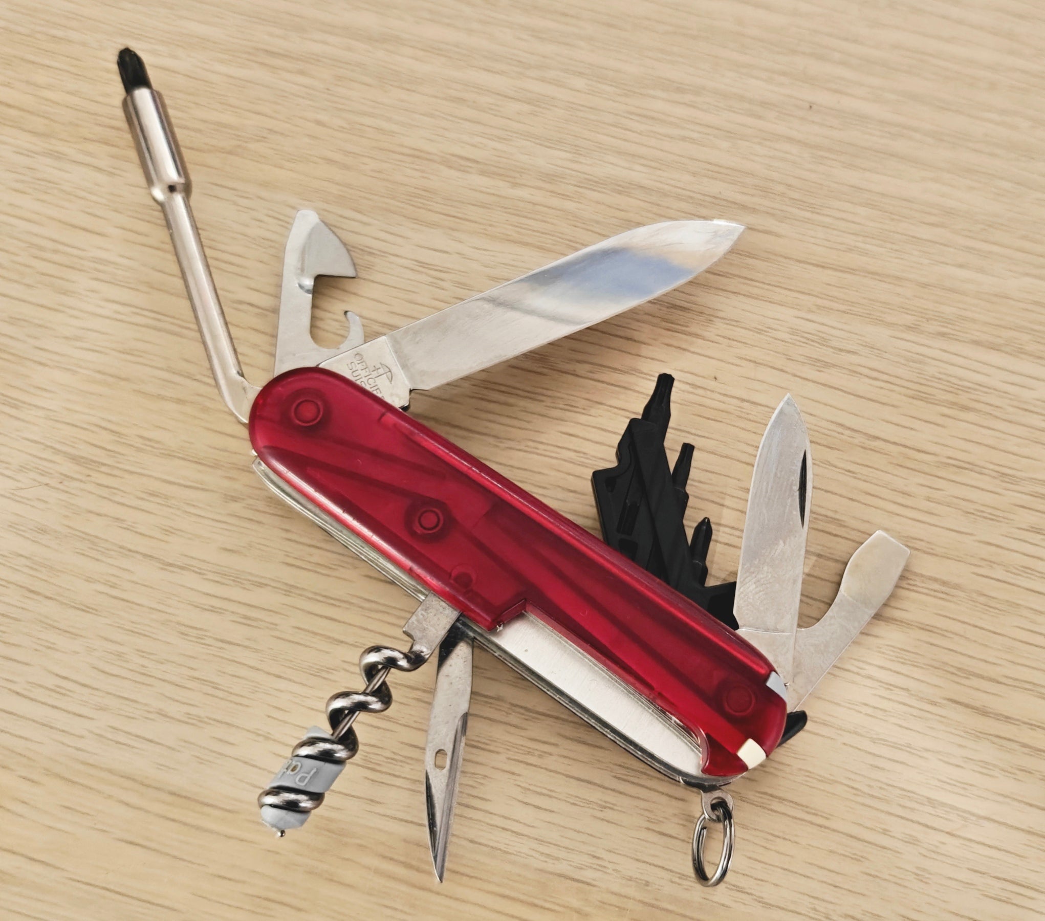 Victorinox Swiss Army Cybertool 29 Ruby Old Cross