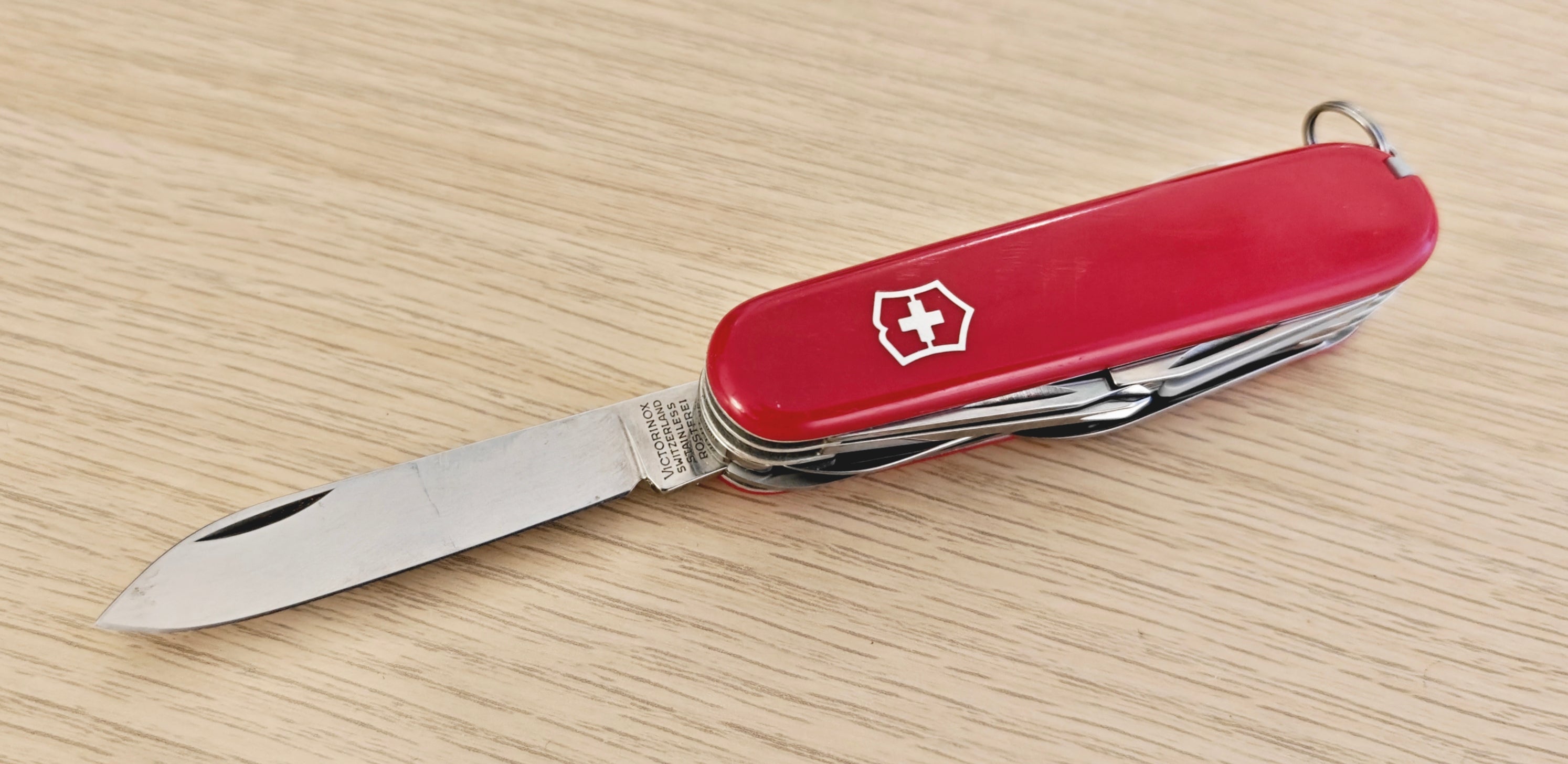 Victorinox Swiss Army Woodsman 1991