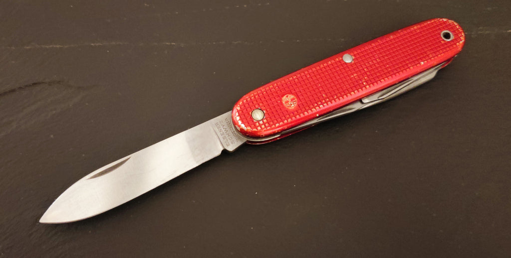 Victorinox Swiss Army Soldier 1964 Elsener Victoria Red