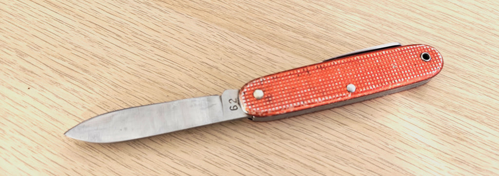 Victorinox Swiss Army Knife Soldier 1962 Elsener Victoria Red