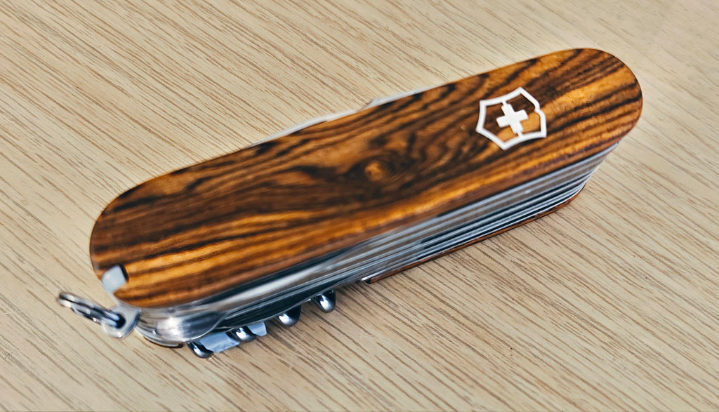 Victorinox Swiss Army Swisschamp Sandal Wood