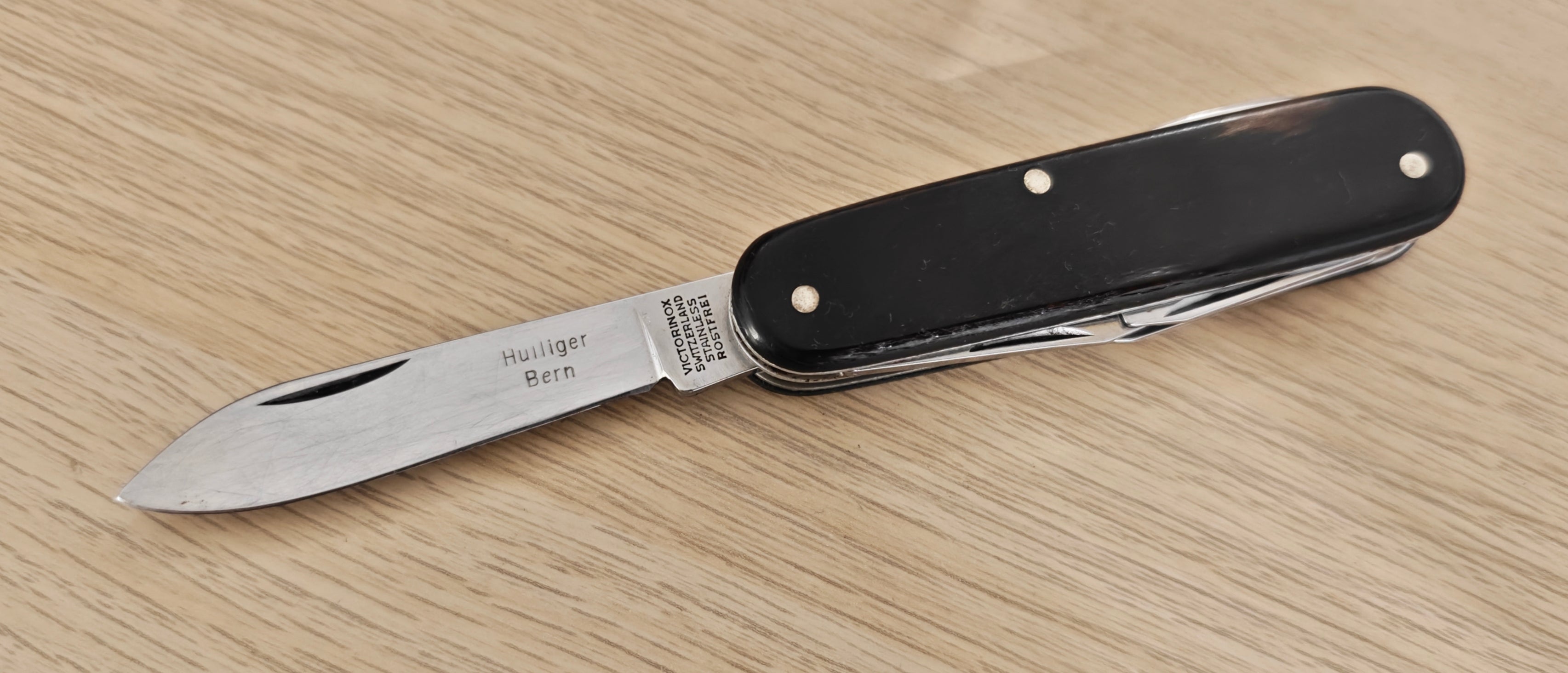 Victorinox Swiss Army Knife Tourist 234k 84mm Horn 1961-1971 Bern